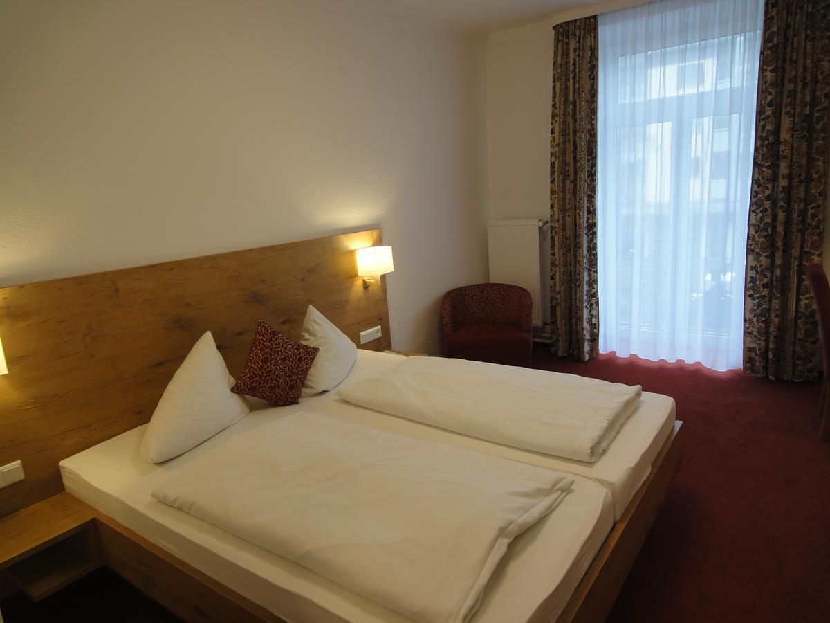 Hotel Krone Rielasingen-Worblingen Exterior foto